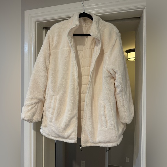 The North Face NWT Cream Reversible Winter Puffer Quilted Jacket Sz 1x - Picture 3 of 6